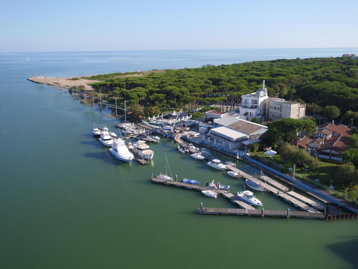 Residence Michelangelo Yachting Club- Adults Only Lido di Jesolo Exterior foto