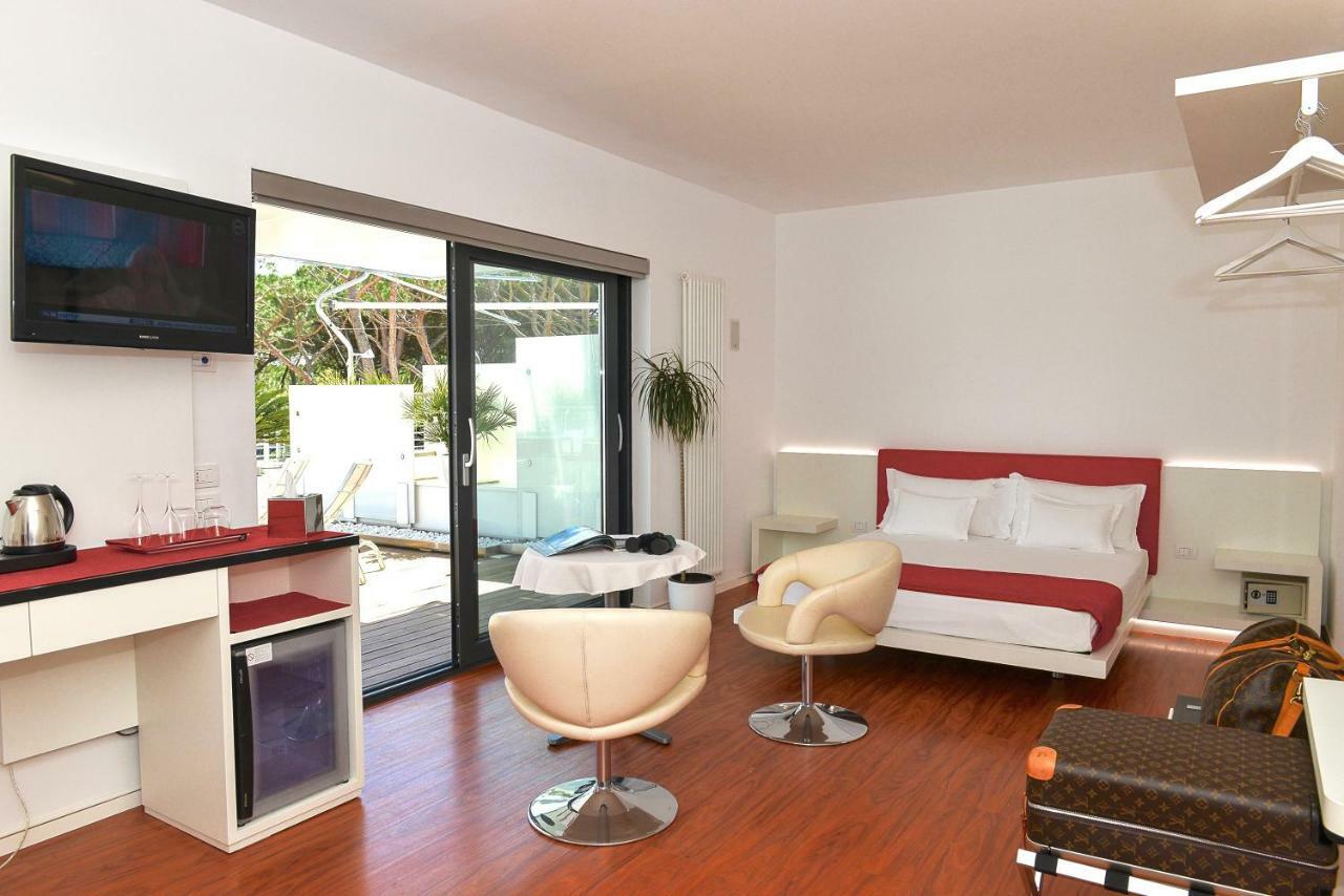 Residence Michelangelo Yachting Club- Adults Only Lido di Jesolo Exterior foto