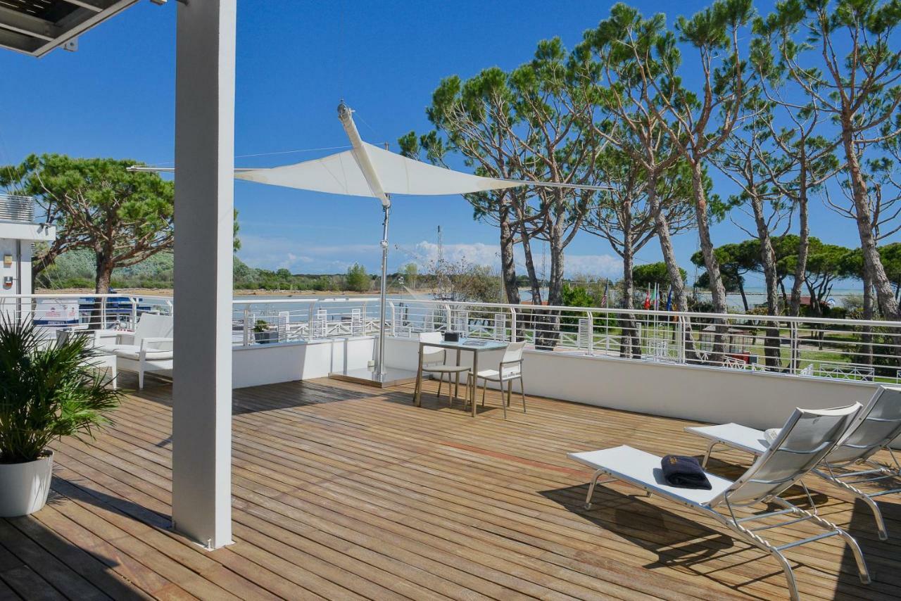 Residence Michelangelo Yachting Club- Adults Only Lido di Jesolo Exterior foto