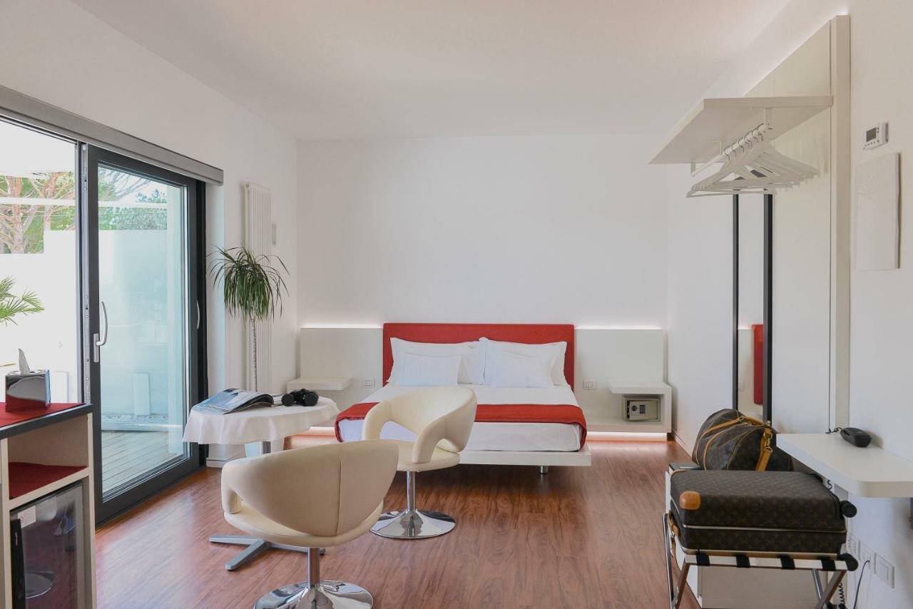 Residence Michelangelo Yachting Club- Adults Only Lido di Jesolo Exterior foto