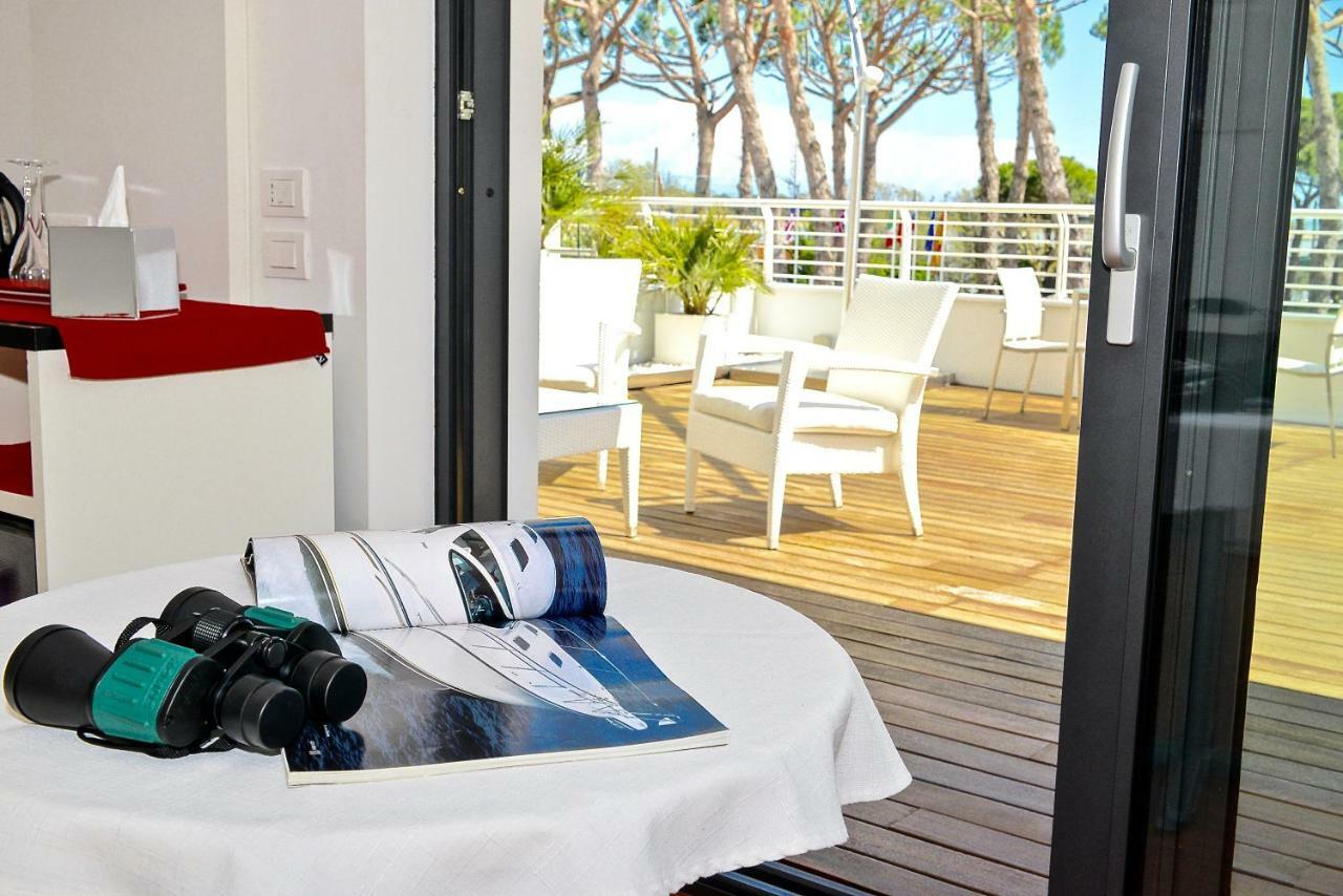 Residence Michelangelo Yachting Club- Adults Only Lido di Jesolo Exterior foto