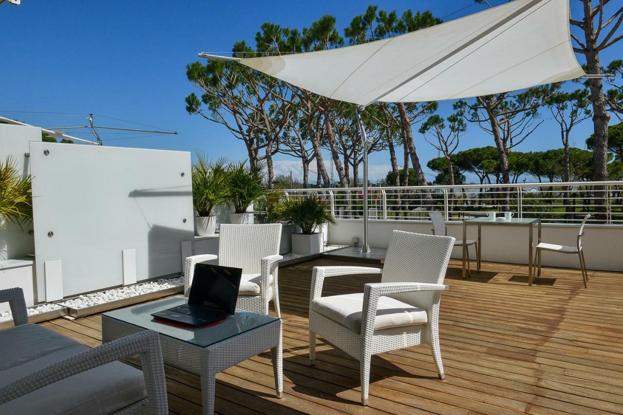 Residence Michelangelo Yachting Club- Adults Only Lido di Jesolo Zimmer foto